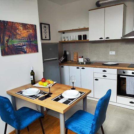 Zvezdara Blue Star Apartment Белград Екстериор снимка