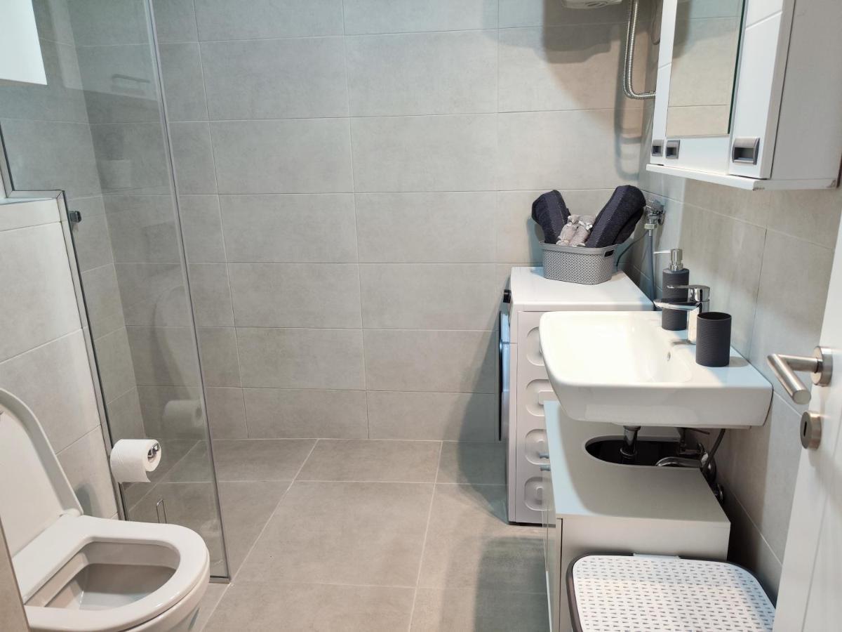 Zvezdara Blue Star Apartment Белград Екстериор снимка